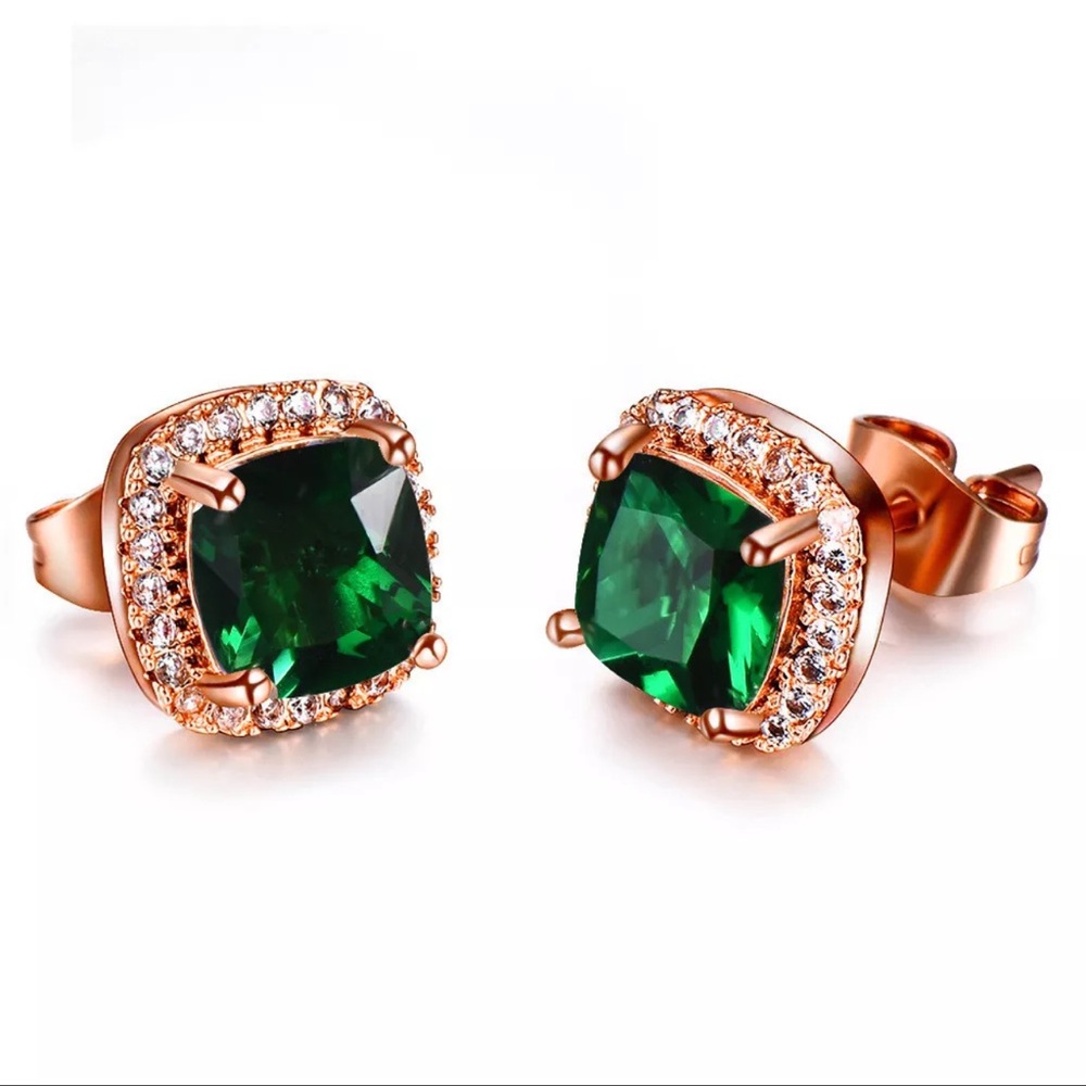 Emerald Rose Gold Square Stud Earrings